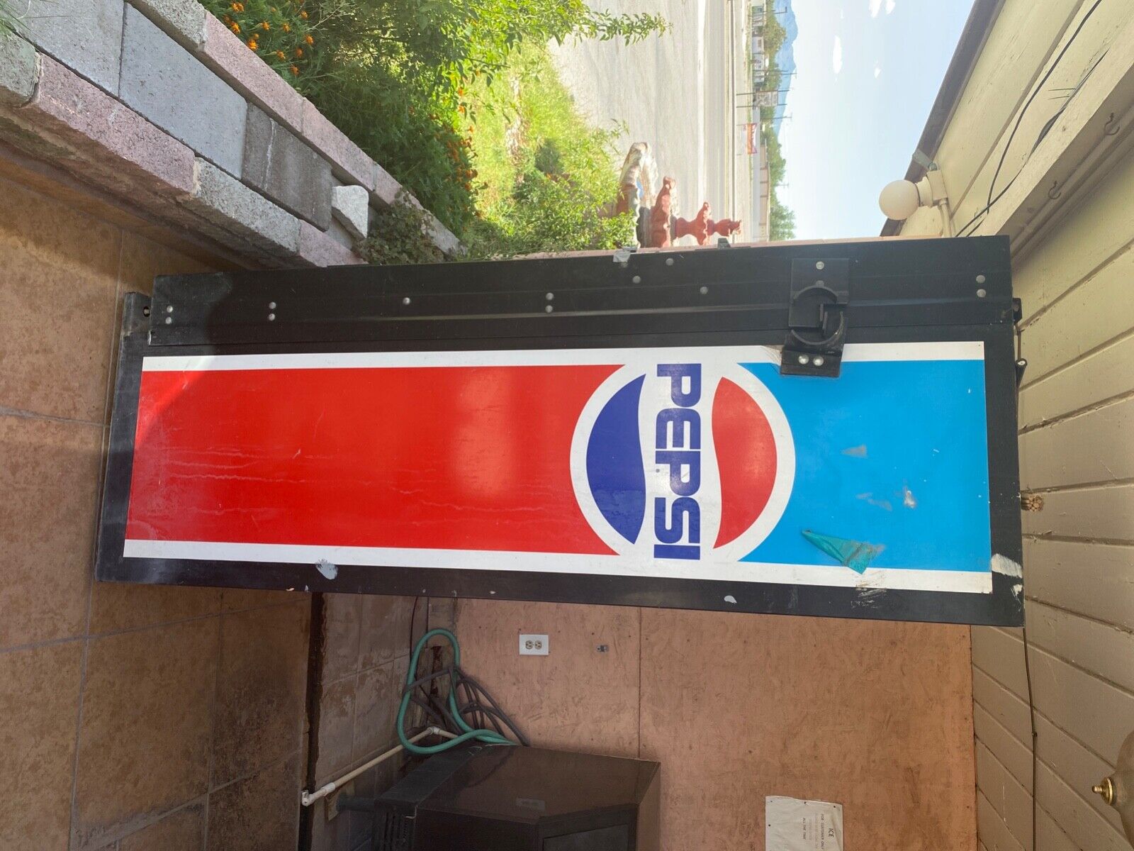 Pepsi soda dispenser machine - black colour