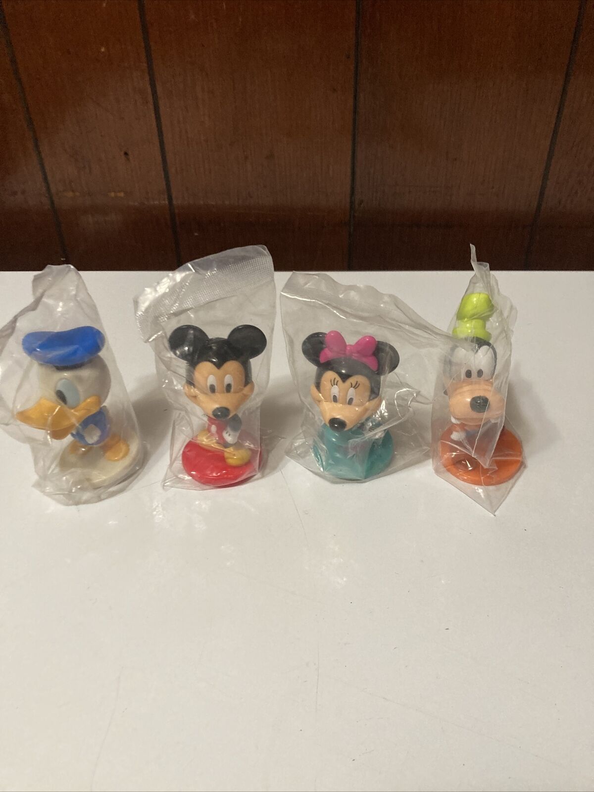 4 Sealed Disney Kellogg Bobble Heads Of Mickey Mouse, Minnie, Donald, & Goofy