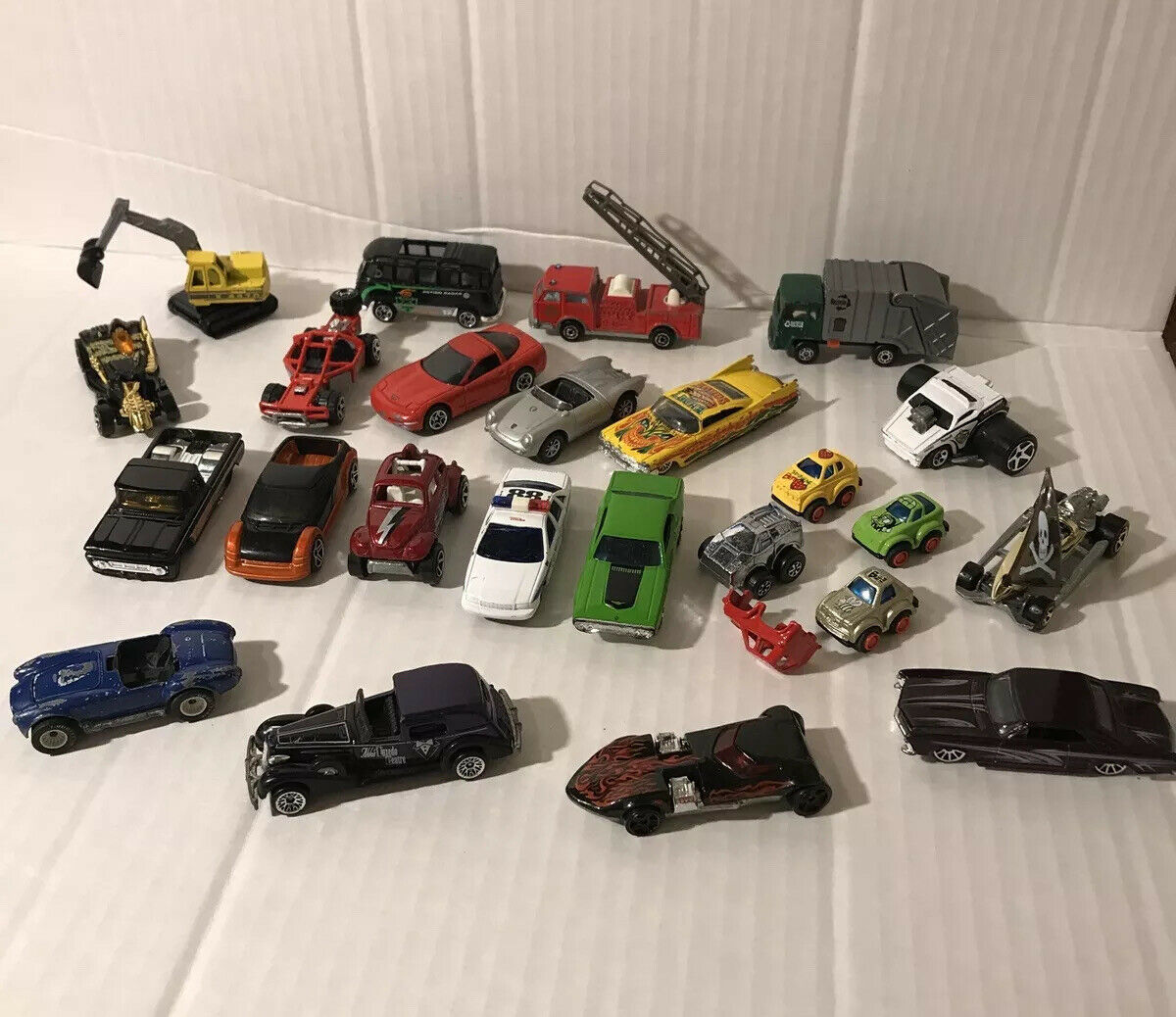Lot Of Vintage Hot Wheels, Matchbox & Various Cars, Trucks 1969 And Above!! Lot!