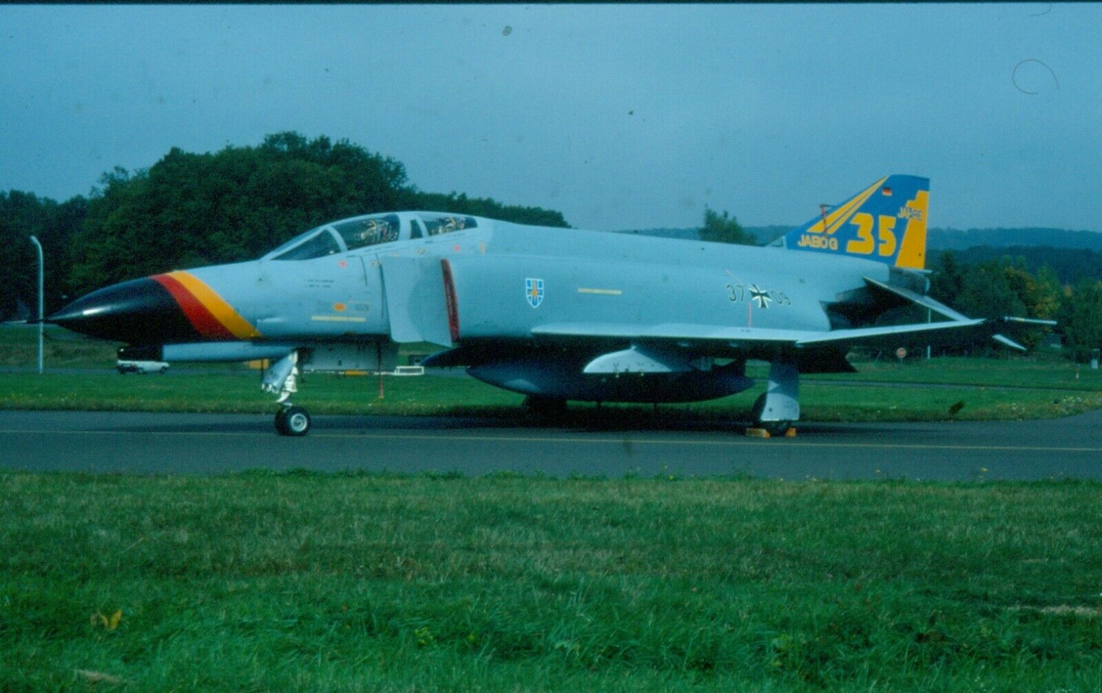 37-09  LUFTWAFFE  F-4F  SPECIAL COLORS  ORIGINAL KODAK SLIDE