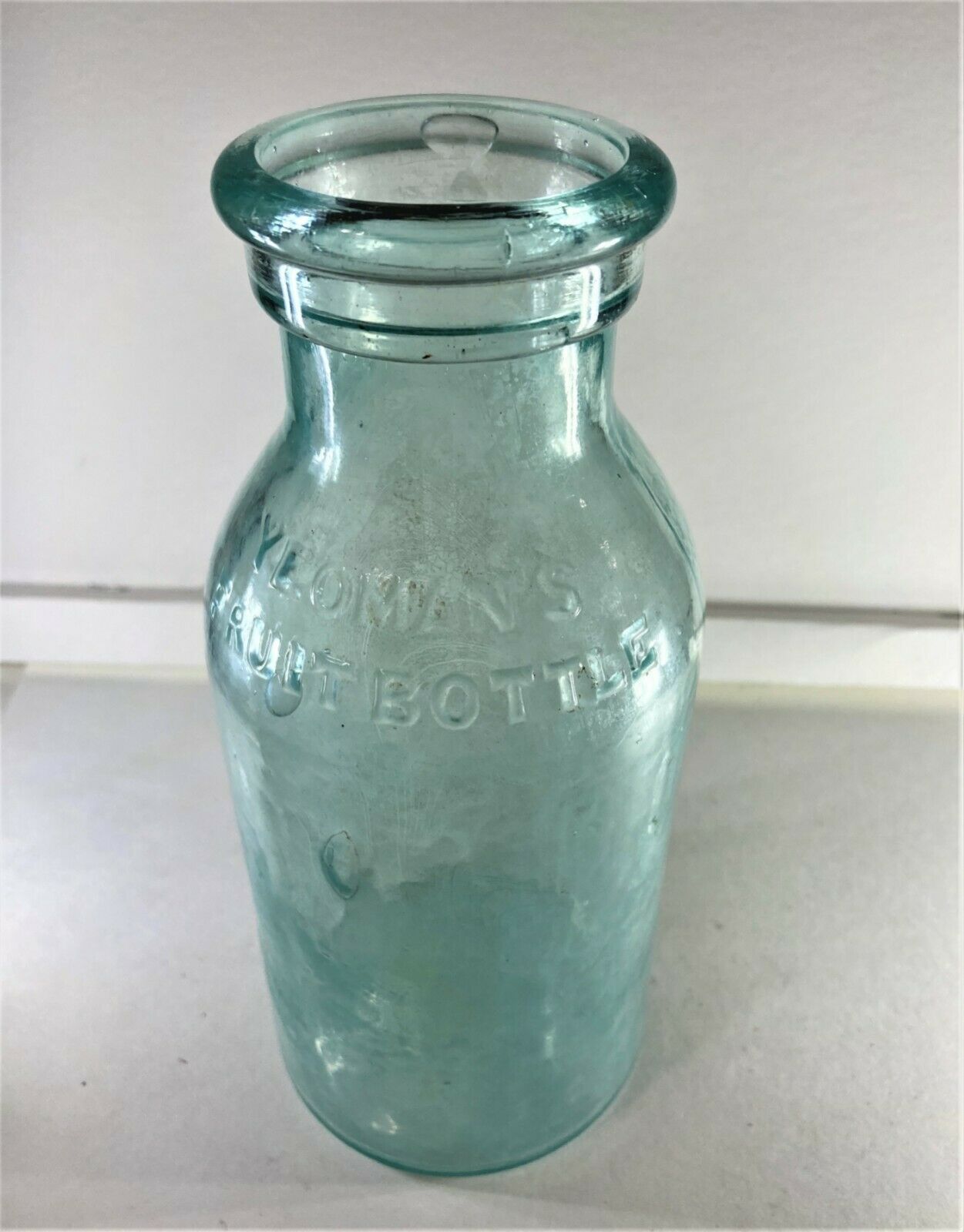 Yeoman's Fruit Bottle (jar) 24 Oz Aqua Waxed Cork Seal (no Cork) Rb3039